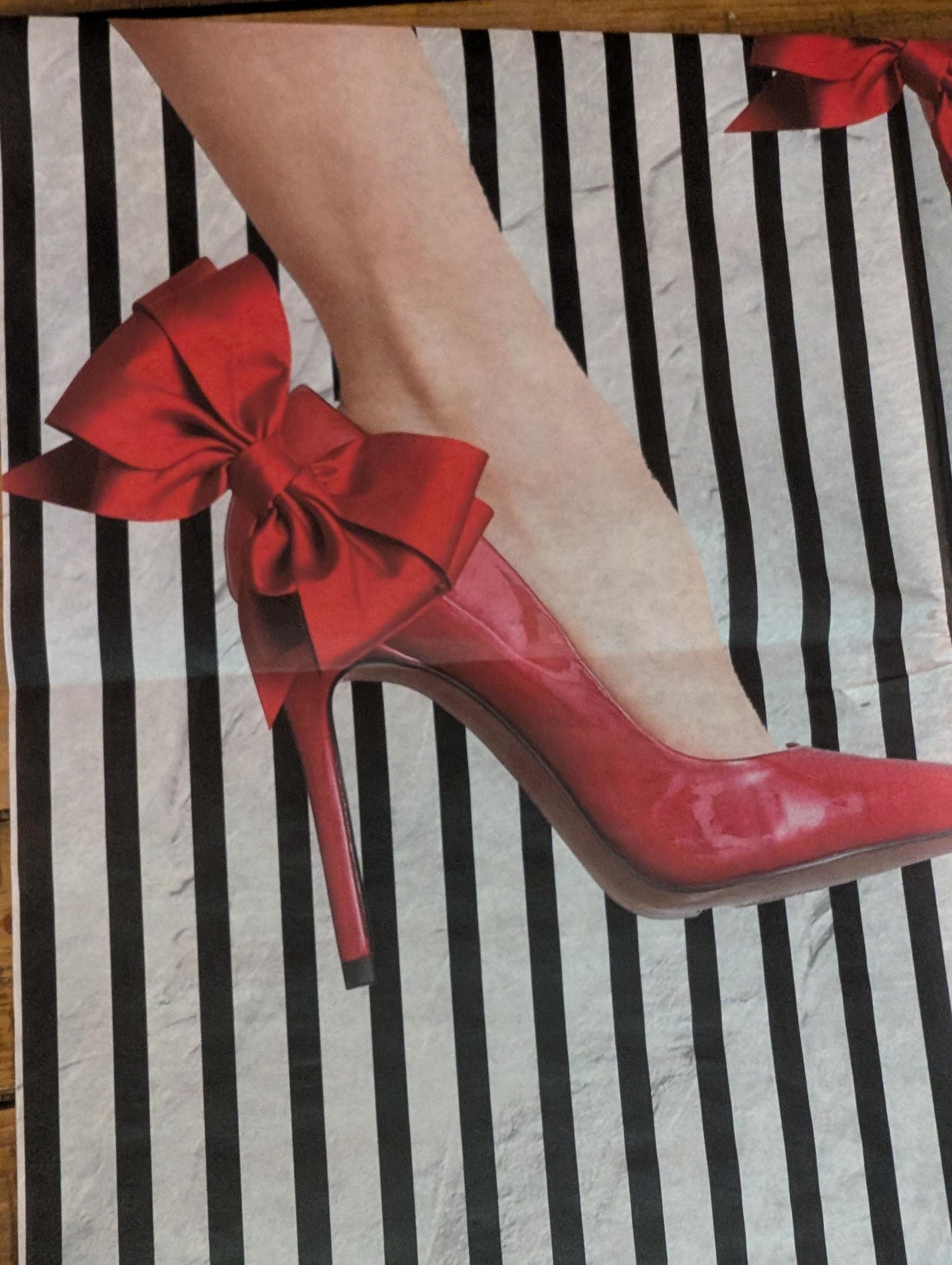 Decoupage Paper for Furniture. Decorative Paper. Tissue Paper.  Furniture DIY. Furniture Upcycling. 
 Decoupage paper for furniture.  Elevate your furniture and craft projects with our stunning decoupage paper. This eye-catching paper combines modern style with whimsical charm, showcasing a stylish silhouette of a woman&#39;s legs adorned in striking red high heels against a chic black and white striped background. Perfect for adding a touch of flair to any DIY project. Tissue Paper. Rice Paper