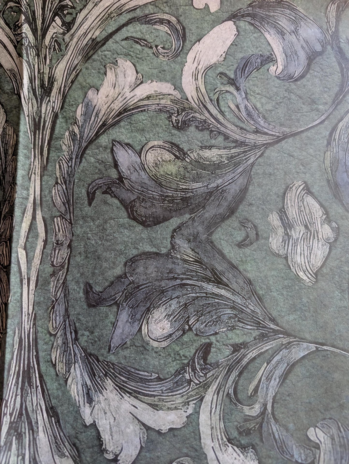 Damask Green Decoupage Paper for Furniture I Decorative Paper I Tissue Paper I Furniture DIY I Furniture Upcycling I DIY Decor I Furniture Art I Upcycle. Decoupage paper for furniture.  Elevate your furniture and craft projects with our stunning decoupage paper, featuring the unique &quot;Damask Green Pattern&quot; design.  Perfect for adding a touch of flair to any DIY project.  Use it for various art projects, scrapbooking, card making, or any creative endeavor that requires a pop of personality.